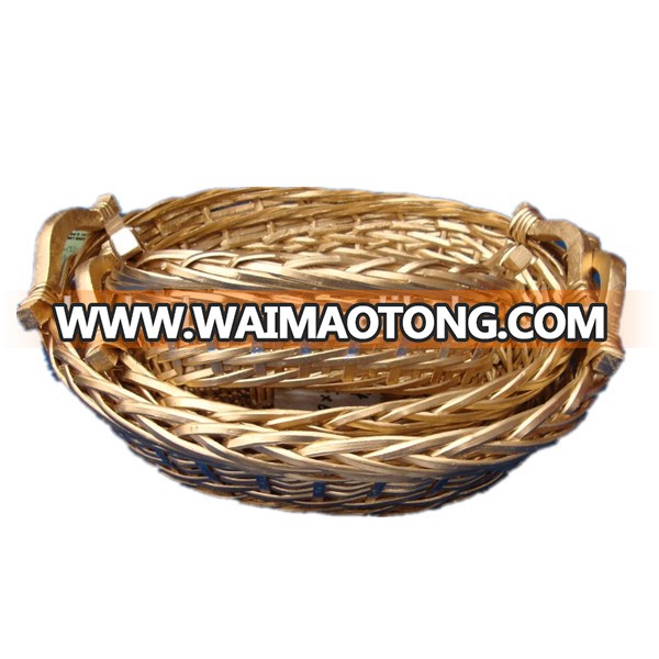 S/3 handmade golden color displaying wicker basket with wooden handle